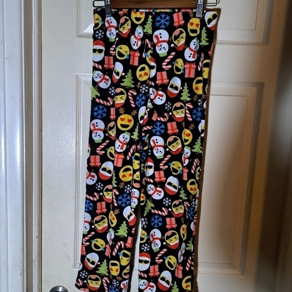 North Pole Boys sleepwear size M 10/12 5/$25 - Picture 5 of 6